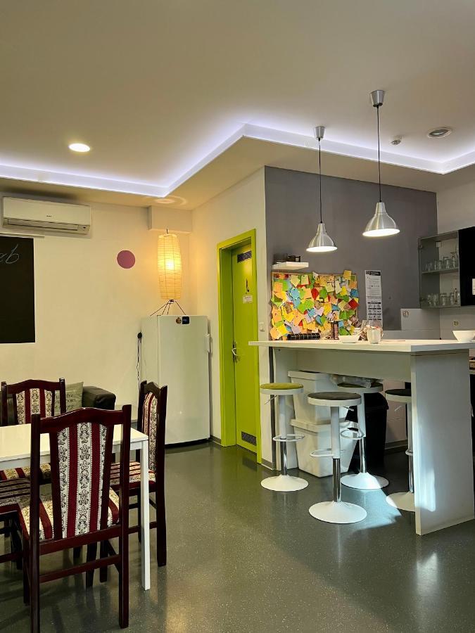 Himalayan Hostel Zagreb Exterior photo